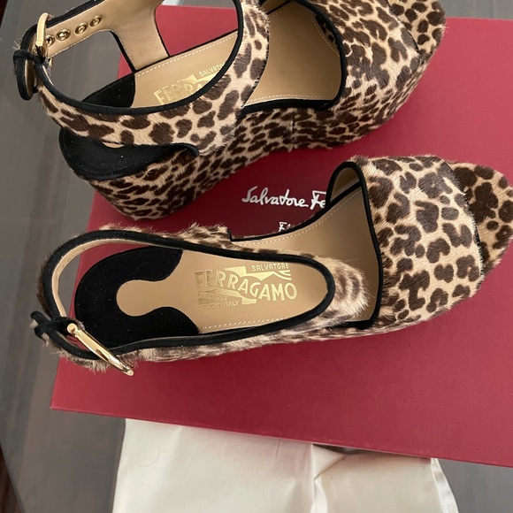 Salvatore Ferragamo Lucrezia cheetahsandals wedges - Picture 4 of 5
